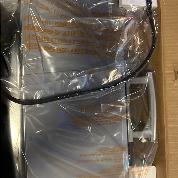 BLACK + DECKER Crisp ‘N Bake Air Fry 4-Slice Toaster Oven, Crisp n' Bake air fry - Picture 5 of 5